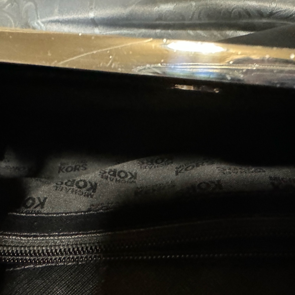 MICHAEL KORS WOMEN’S TILDA SAFFIANO LEATHER MEDIUM TOTE BLACK Used with … - Picture 12 of 16